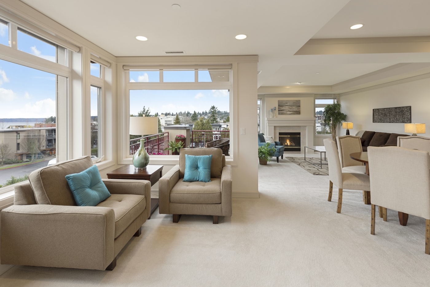Optimized open-plan rental interior